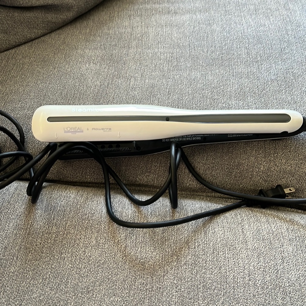 Gently used L’Oréal steam pod